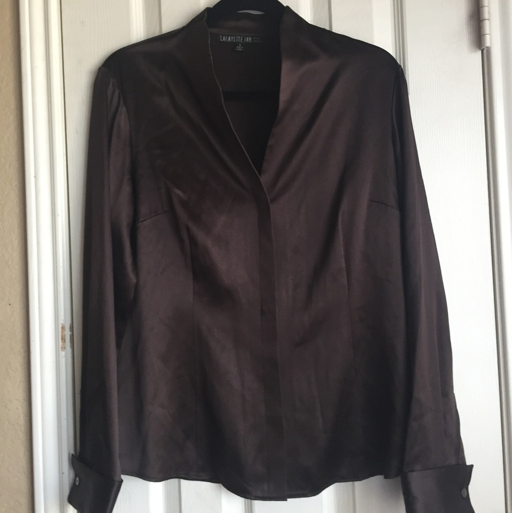 Lafayette 148 Silk Blouse. A001